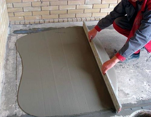 Цементная стяжка — ее свойства и инновации в данном секторе